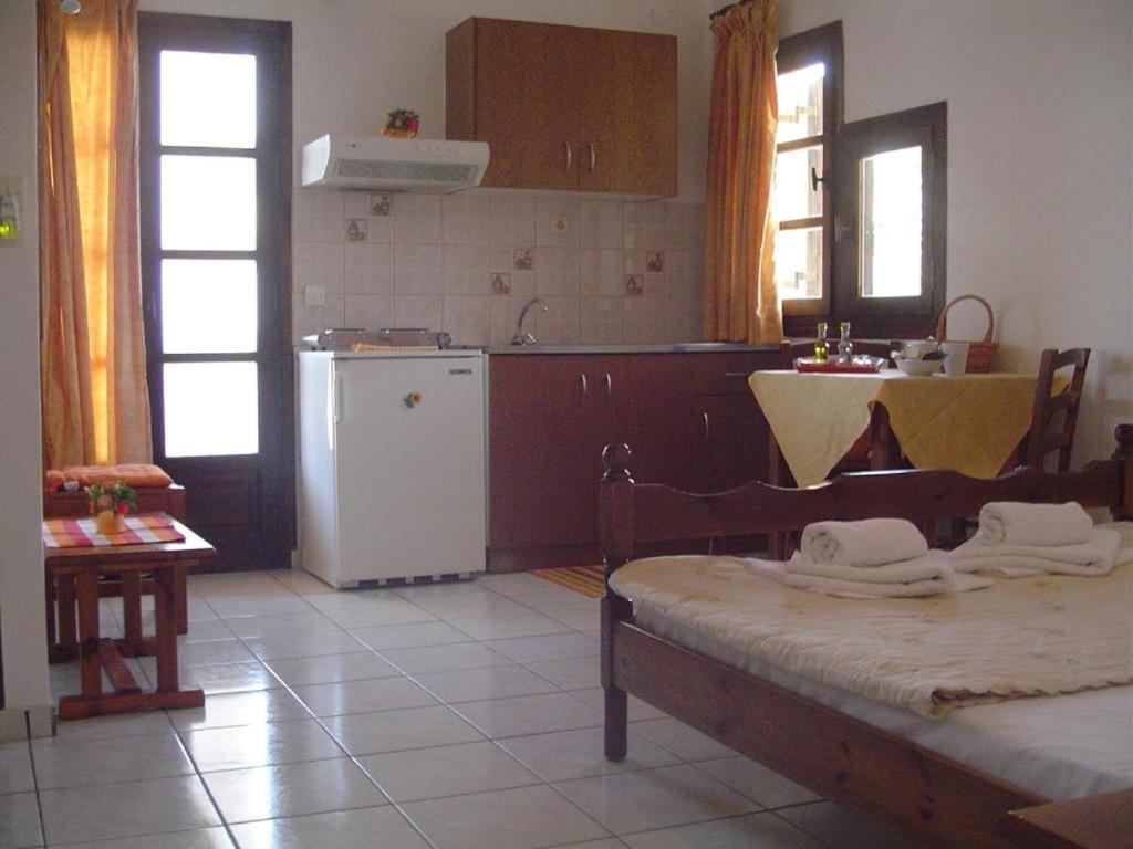 Apartamento Kiveli Mílatos Exterior foto